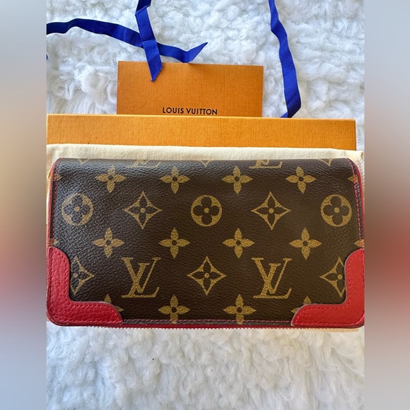 Louis Vuitton Handbags - Louis Vuitton Brow and Red Monogram Limited Retro Sarah Wallet w/ Box